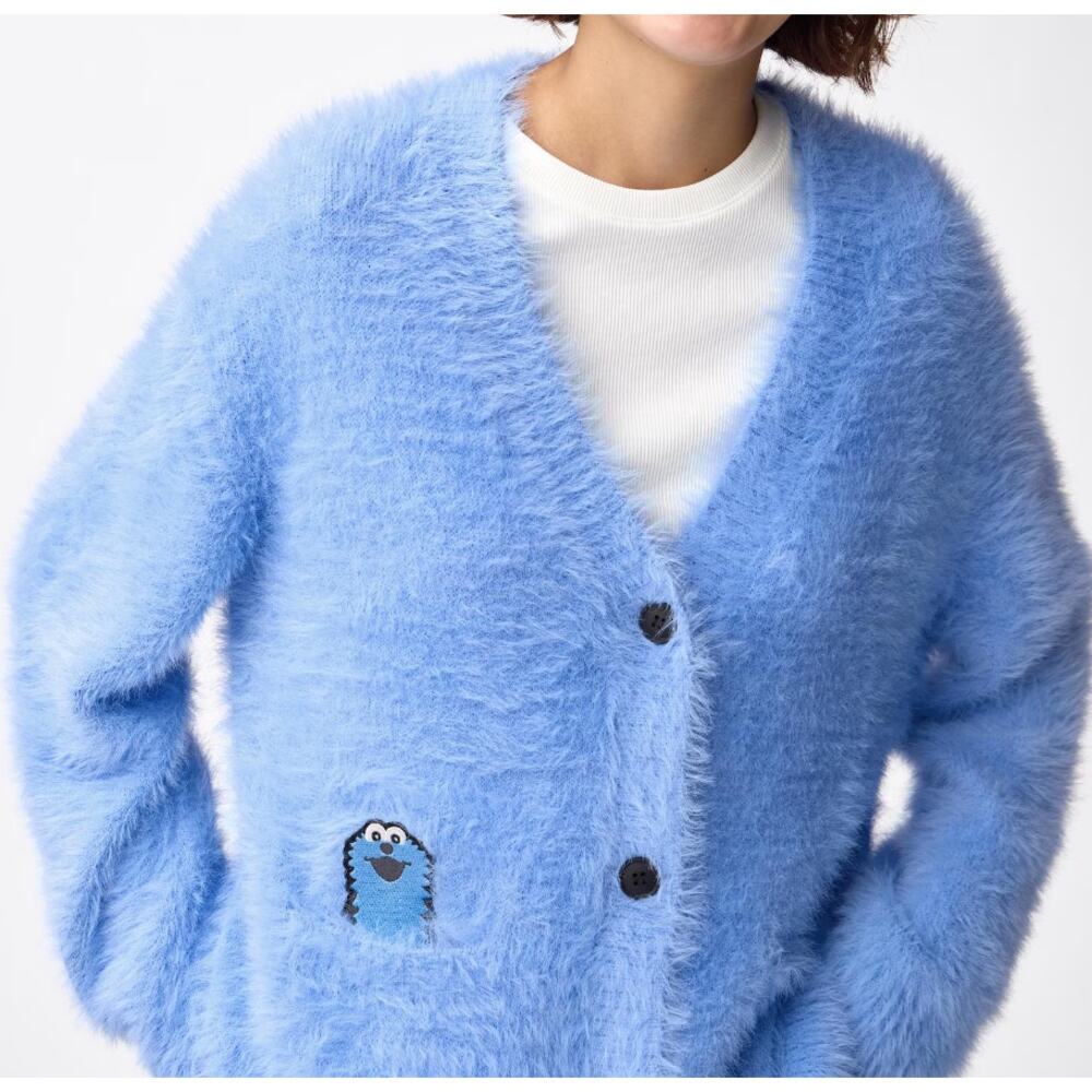 GU Oversized Fuzzy Cardigan | PUPPET SUNSUN in Blue